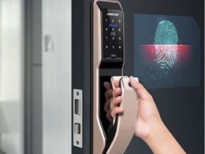 Top những mẫu khóa cửa vân tay được ưa chuộng nhất 2021