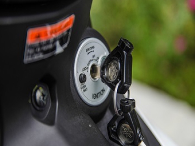 Ổ khóa xe máy bị kẹt, phải làm sao? Cách xử lý nhanh nhất