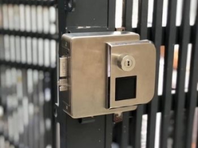 Dịch vụ sửa khóa cửa cổng sắt tại nhà nhanh chóng, chất lượng nhất!