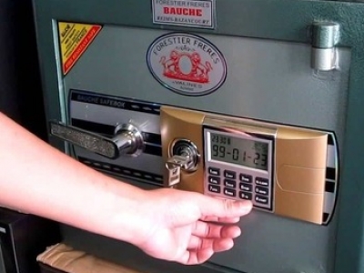 Sửa khóa két sắt điện tử uy tín nhất tại TP Hồ Chí Minh