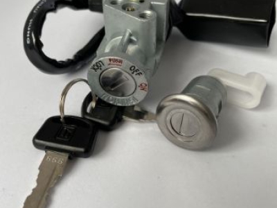 Hướng dẫn thay khóa xe máy tại nhà